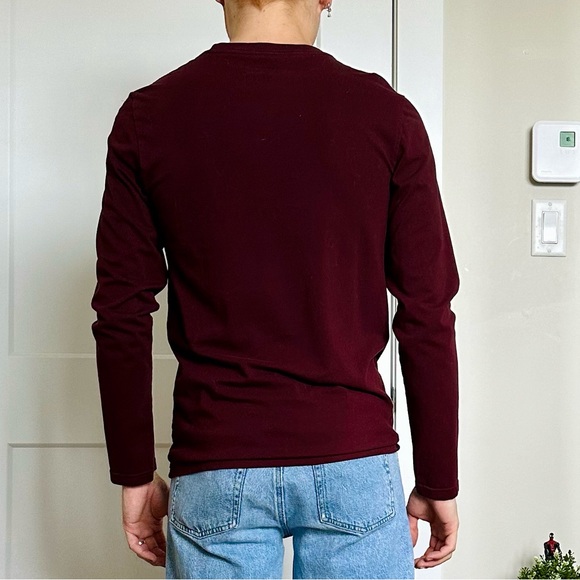 COPY - Express Ling Sleeve T-Shirt - Picture 2 of 3